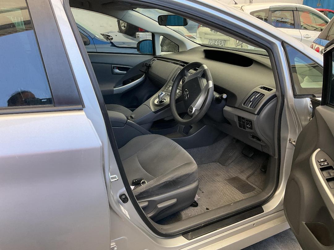 Photo '22' of Toyota Prius