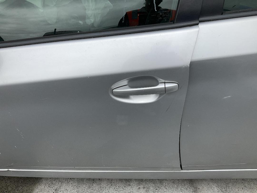 Photo '24' of Toyota Prius