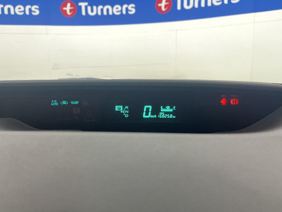 Photo '21' of Toyota Prius