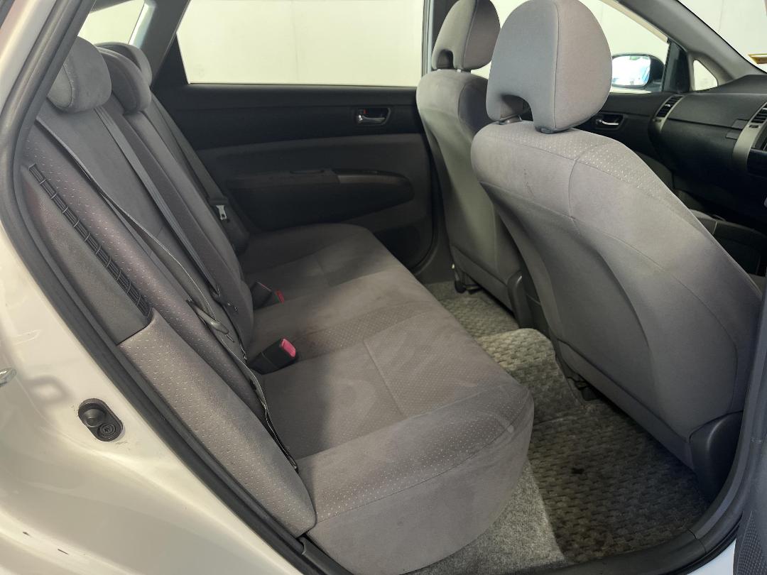 Photo '20' of Toyota Prius