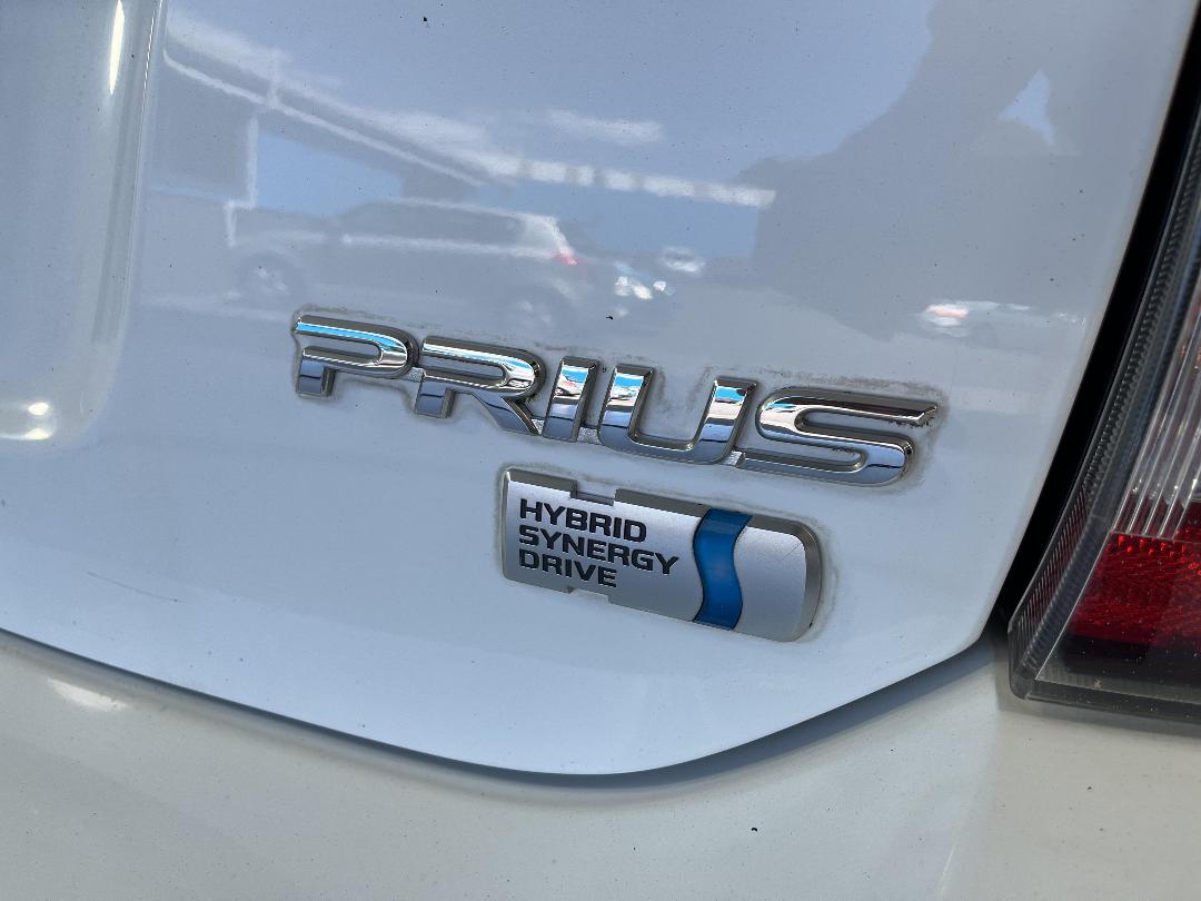 Photo '23' of Toyota Prius