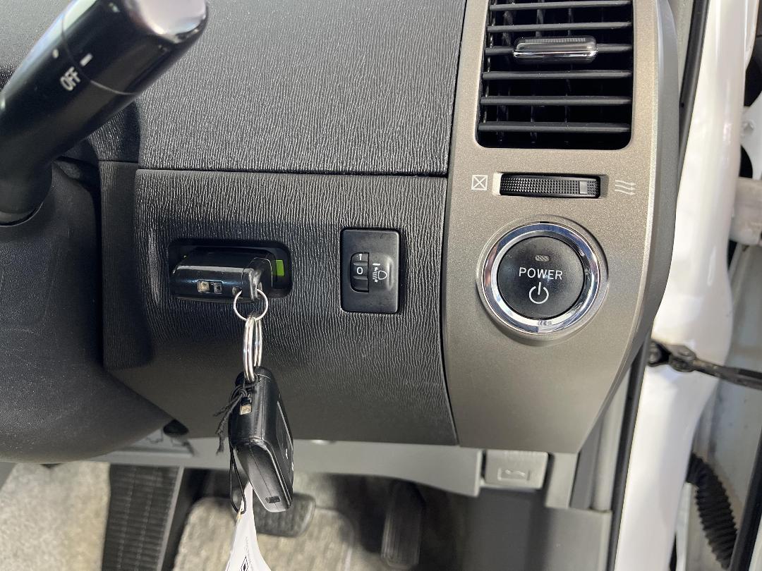 Photo '25' of Toyota Prius