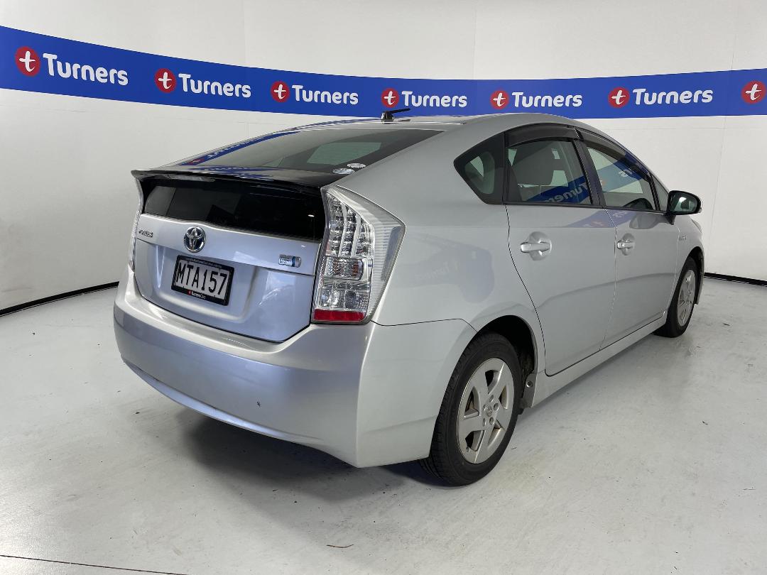 Photo '6' of Toyota Prius