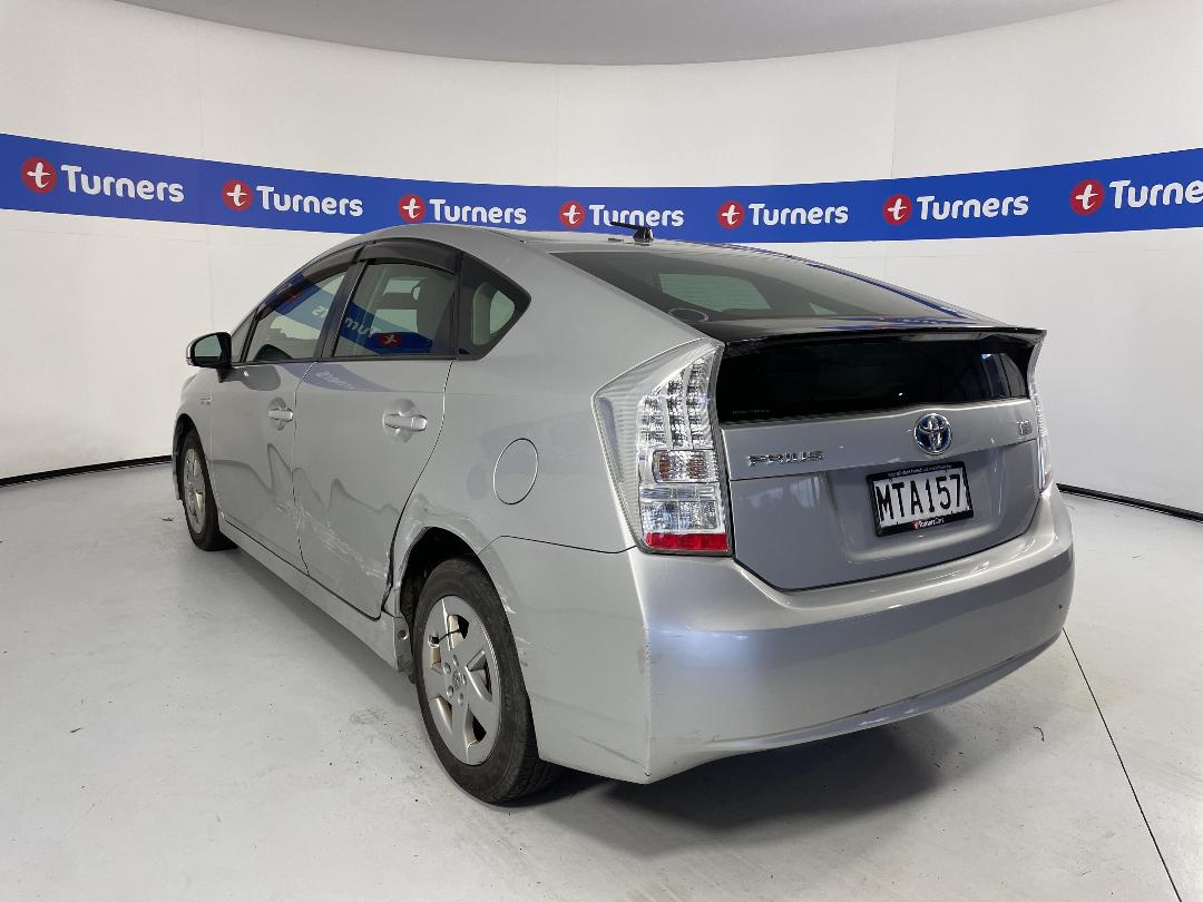 Photo '4' of Toyota Prius