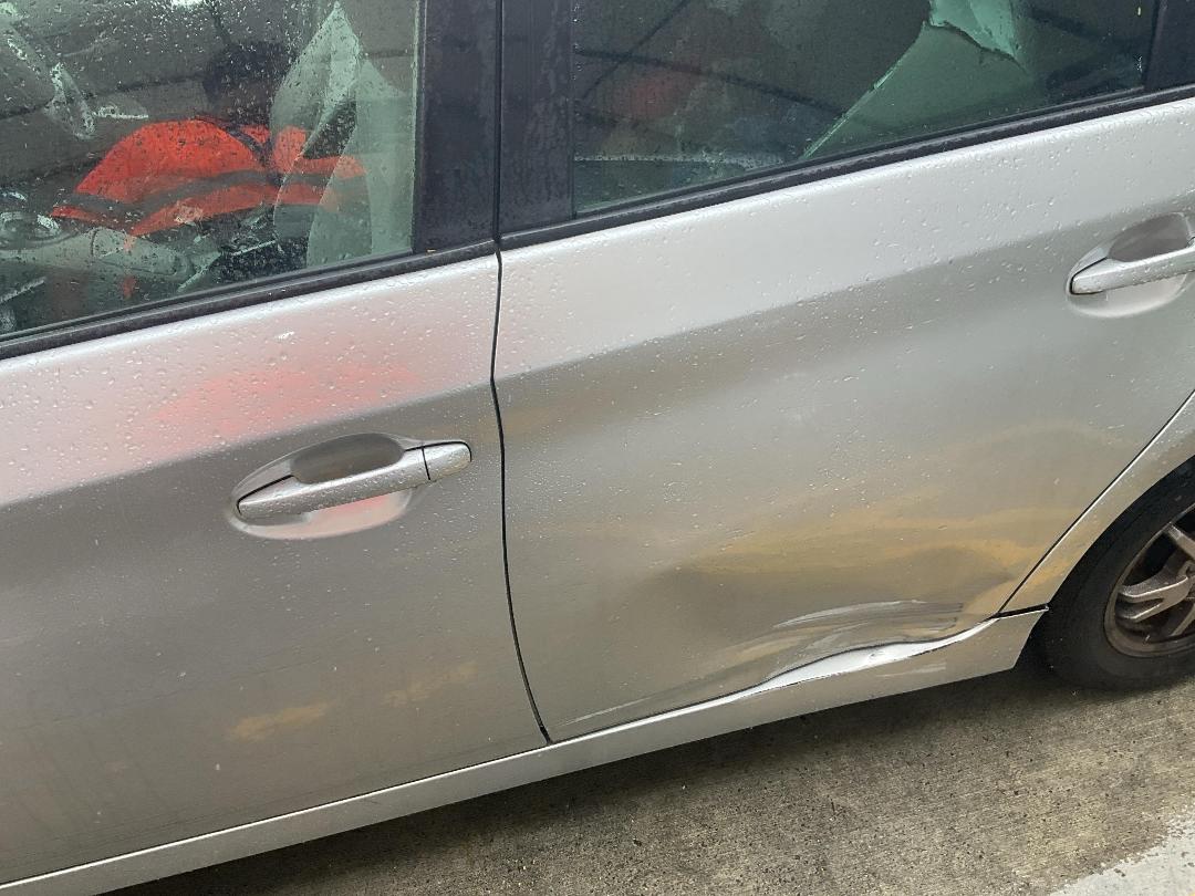 Photo '8' of Toyota Prius