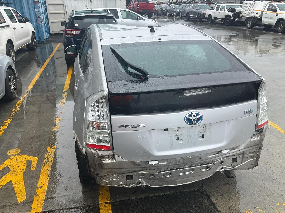 Photo '11' of Toyota Prius