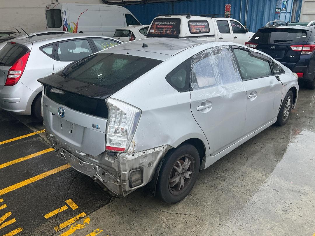 Photo '12' of Toyota Prius