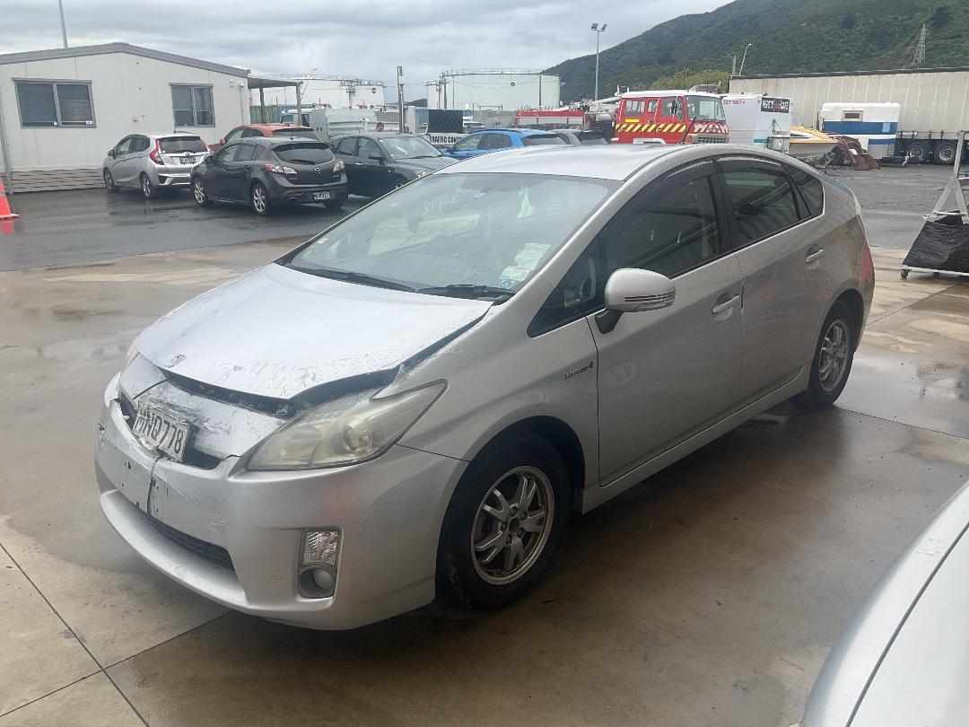 Photo '2' of Toyota Prius Hybrid