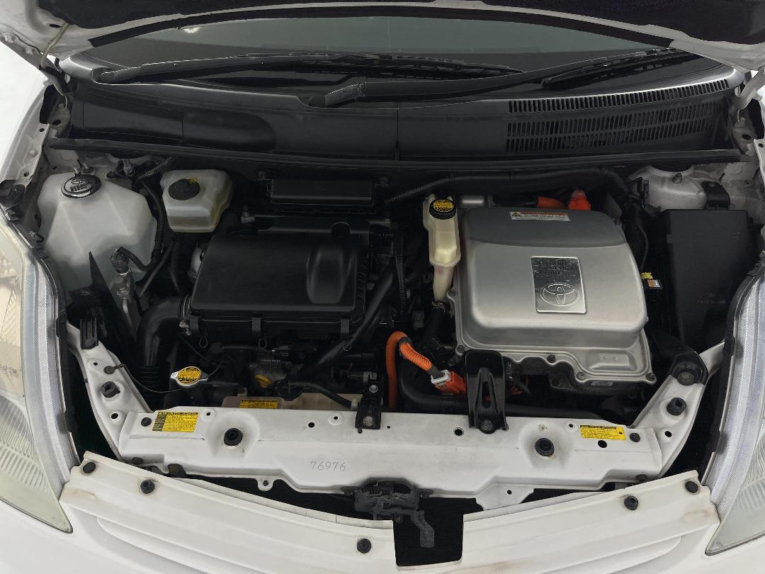 Photo '13' of Toyota Prius Photo '13' of Toyota Prius