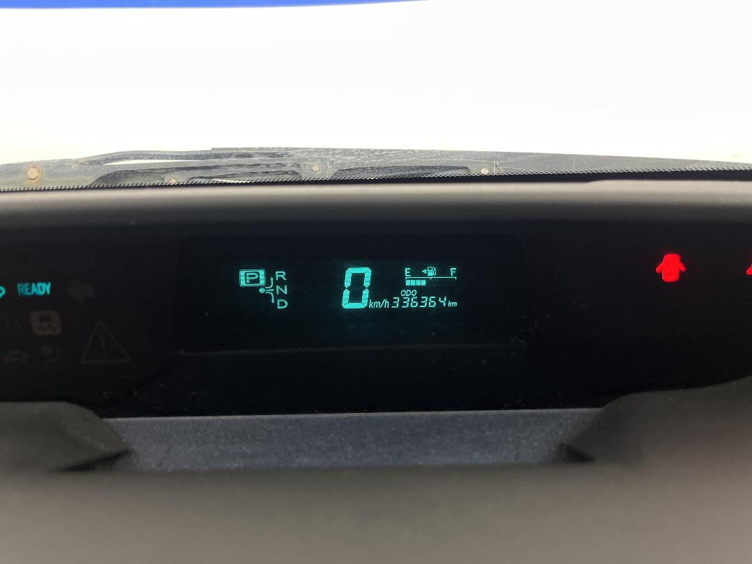 Photo '21' of Toyota Prius Photo '21' of Toyota Prius