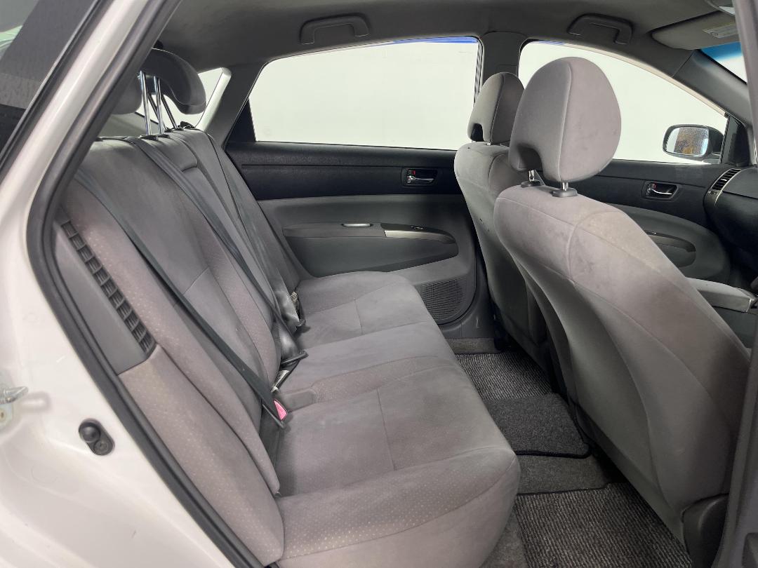 Photo '20' of Toyota Prius Photo '20' of Toyota Prius