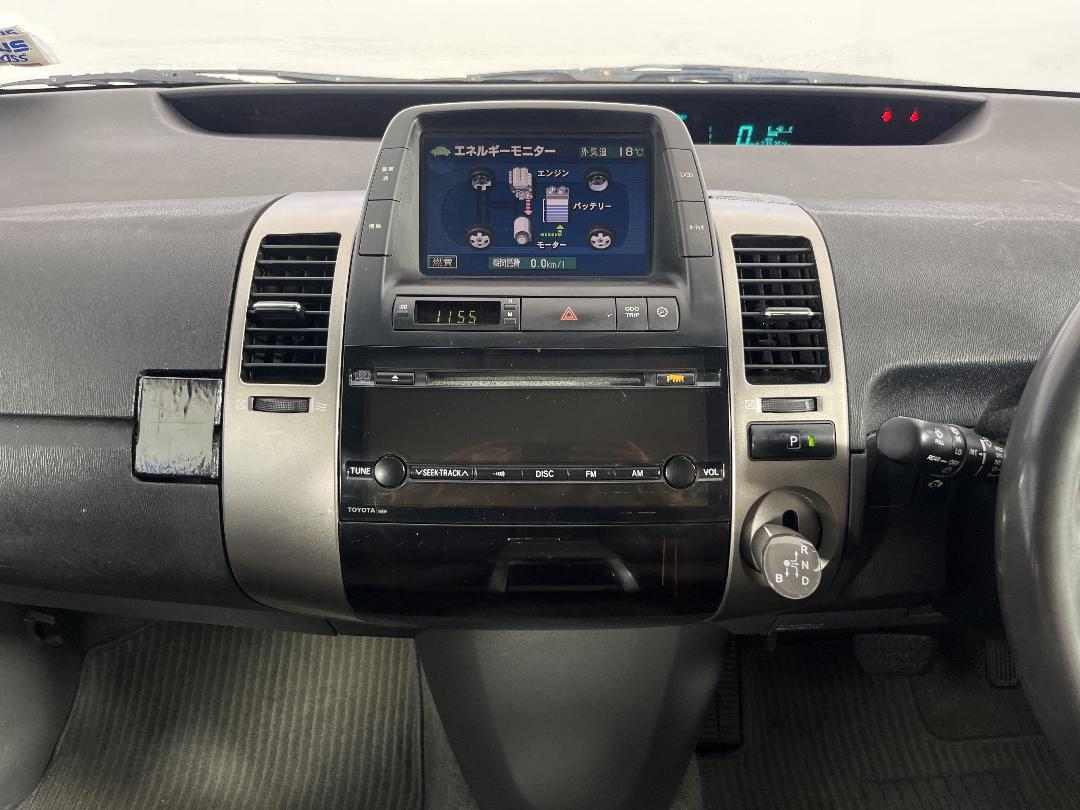 Photo '18' of Toyota Prius Photo '18' of Toyota Prius