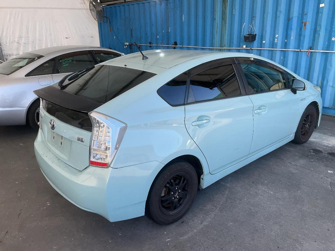 Photo '11' of Toyota Prius Hybrid