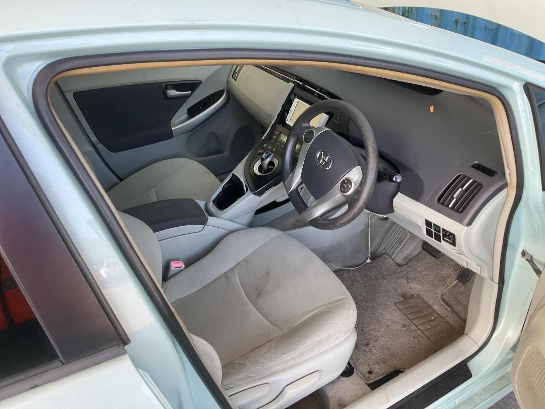 Photo '18' of Toyota Prius Hybrid