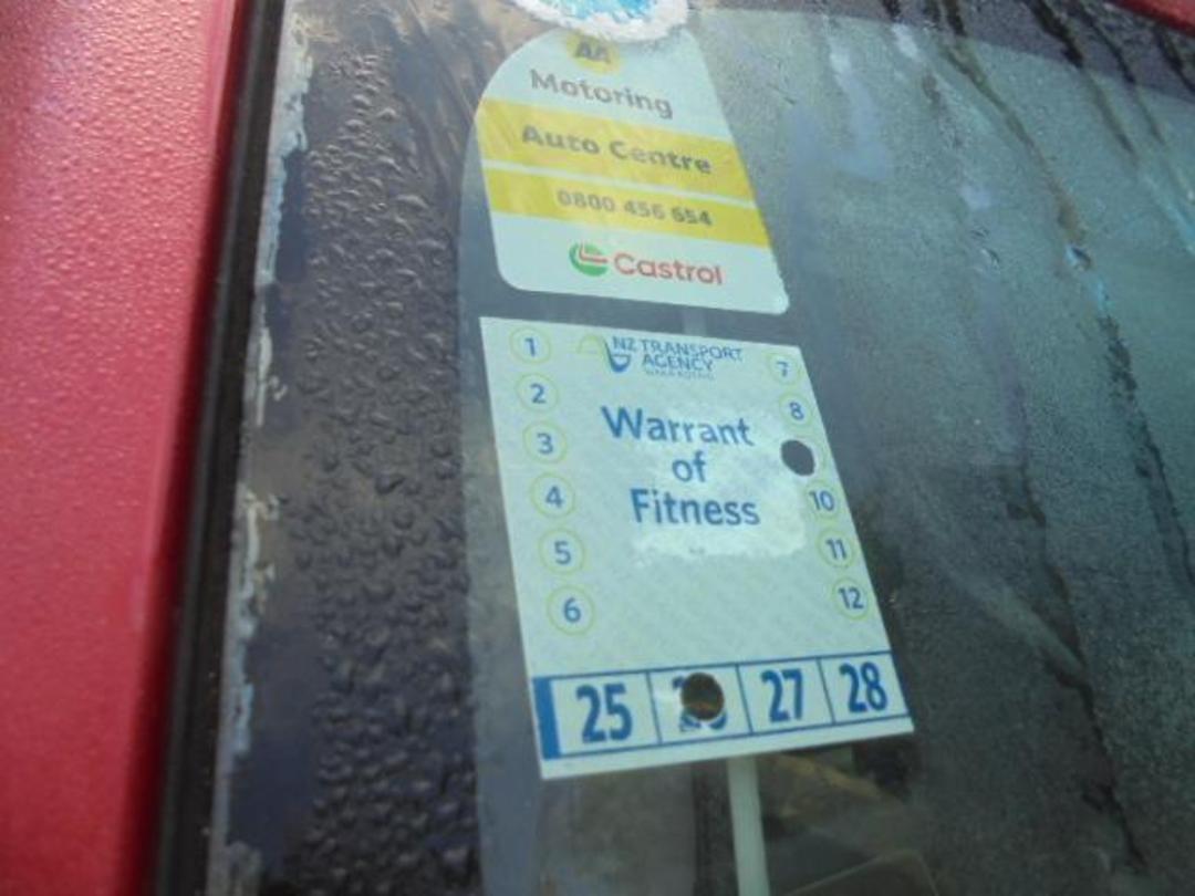 Photo '15' of Toyota Prius Hybrid