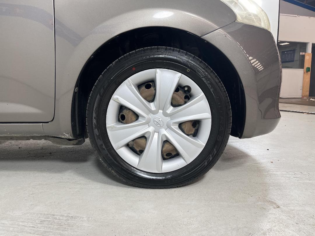 Photo '9' of Toyota Ractis