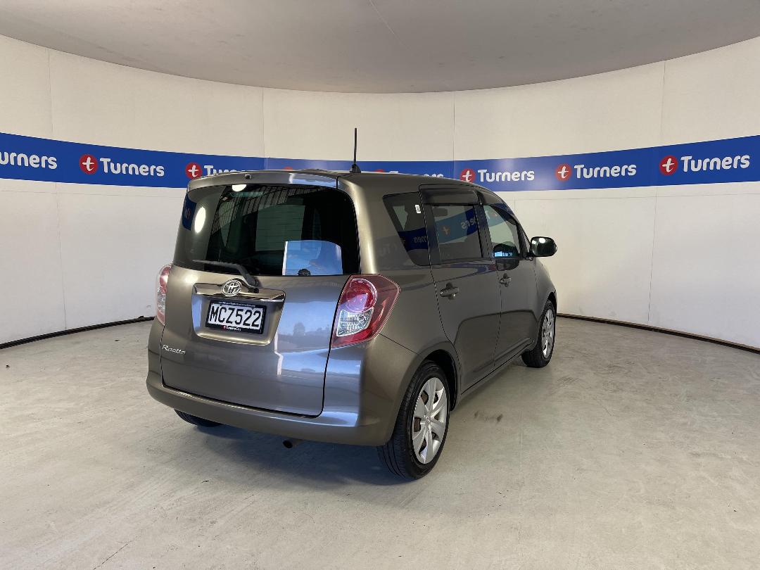 Photo '7' of Toyota Ractis