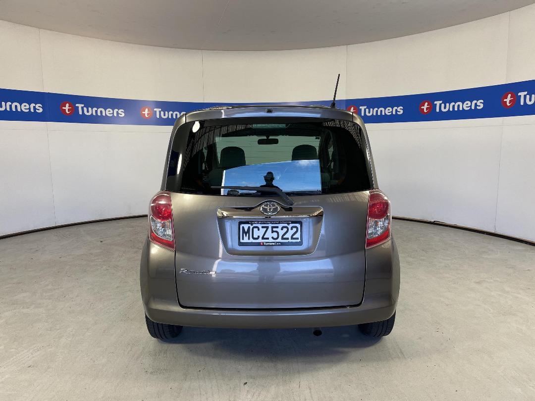 Photo '6' of Toyota Ractis