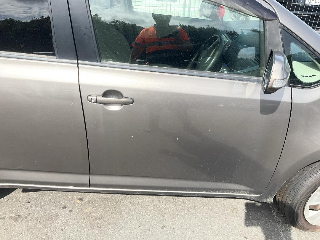 Photo '3' of Toyota Ractis