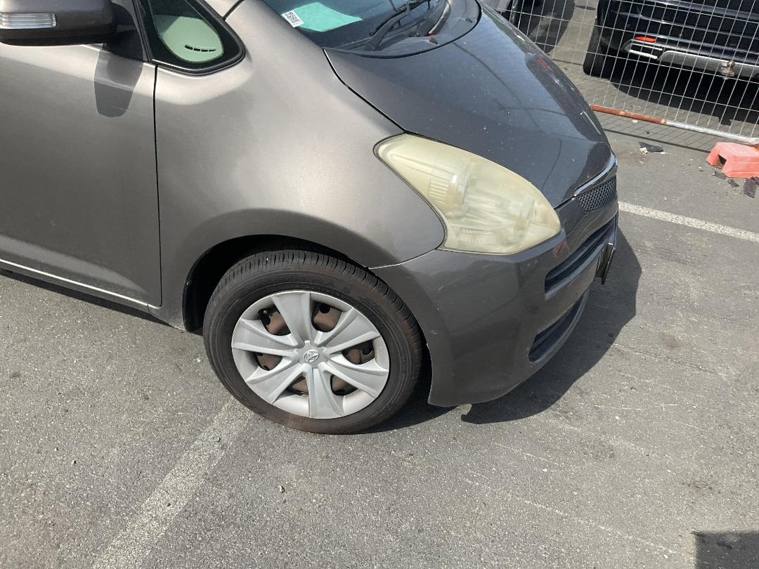 Photo '4' of Toyota Ractis