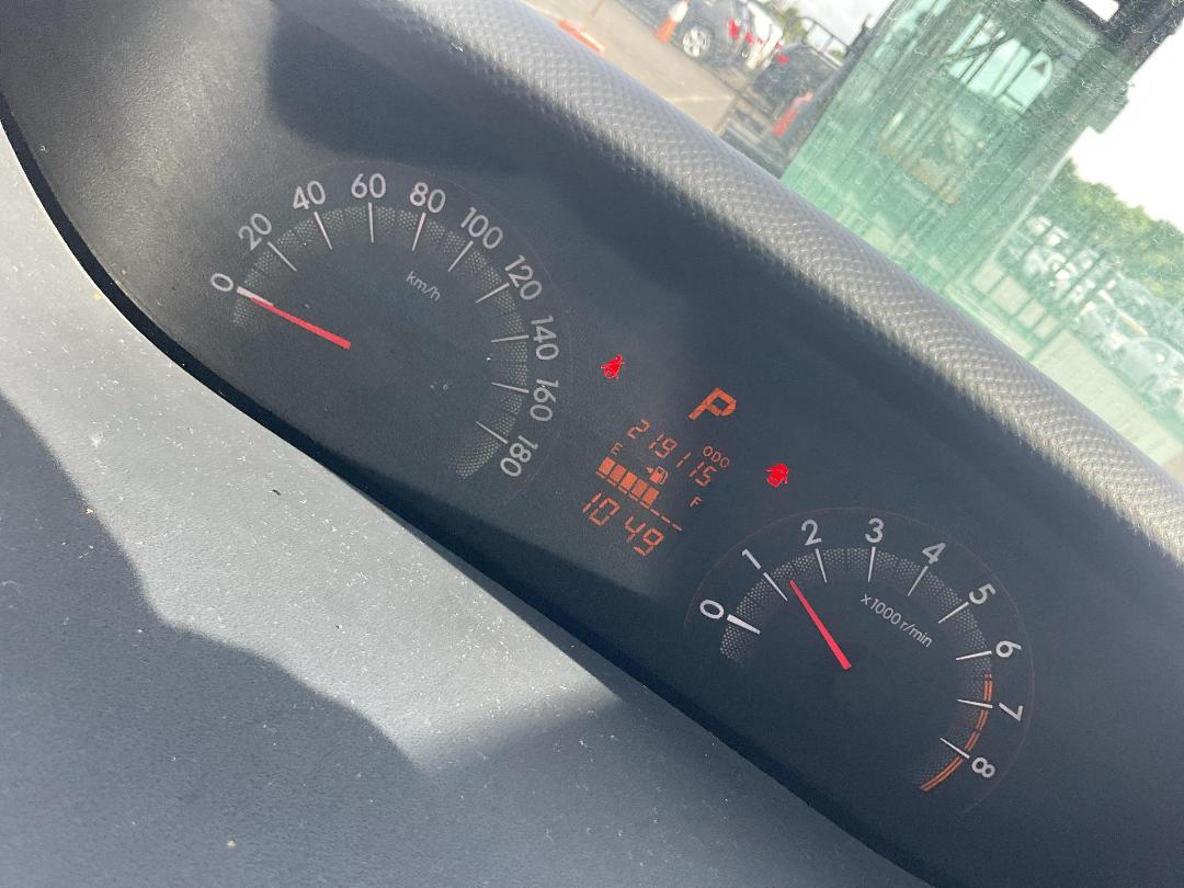 Photo '16' of Toyota Ractis