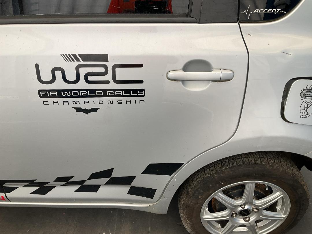 Photo '11' of Toyota Ractis