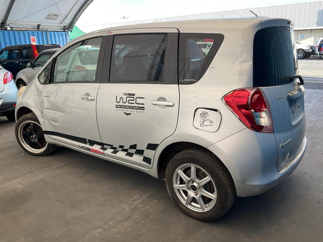 Photo '14' of Toyota Ractis