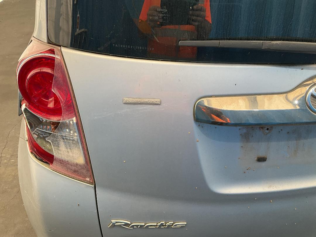 Photo '17' of Toyota Ractis