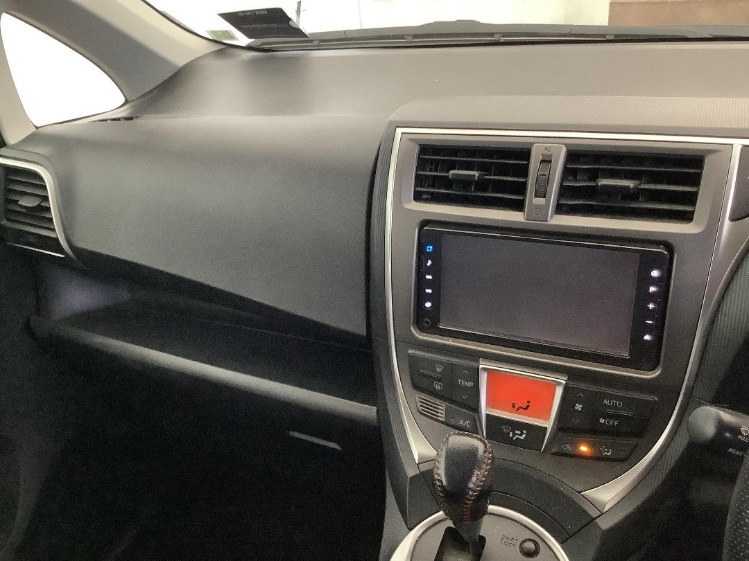 Photo '16' of Toyota Ractis