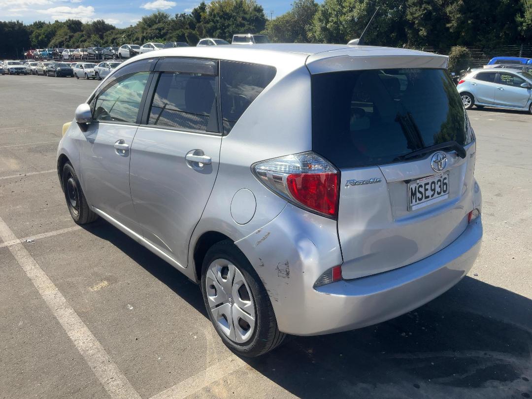 Photo '3' of Toyota Ractis