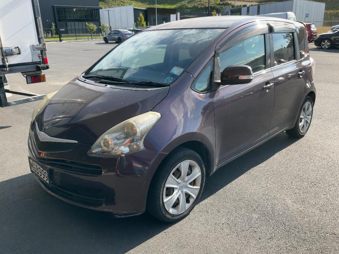 Photo '3' of Toyota Ractis