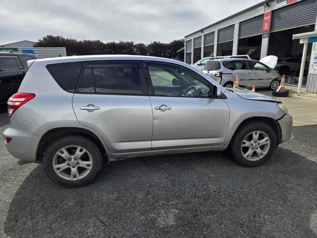 Photo '4' of Toyota Rav4 Photo '4' of Toyota Rav4