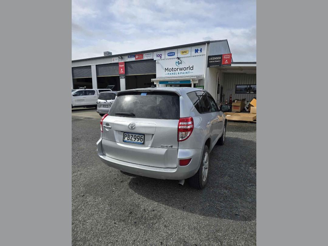 Photo '5' of Toyota Rav4 Photo '5' of Toyota Rav4