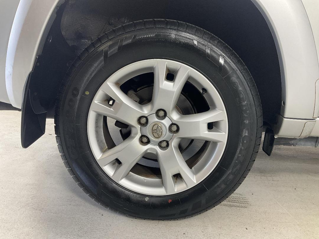 Photo '12' of Toyota Rav4 Photo '12' of Toyota Rav4