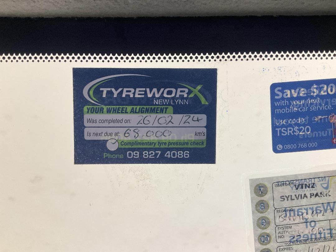 Photo '26' of Toyota Rav4 Photo '26' of Toyota Rav4