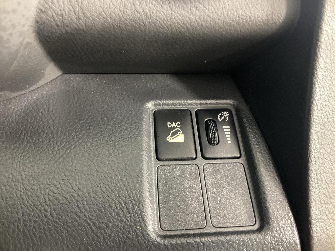 Photo '29' of Toyota Rav4 Photo '29' of Toyota Rav4