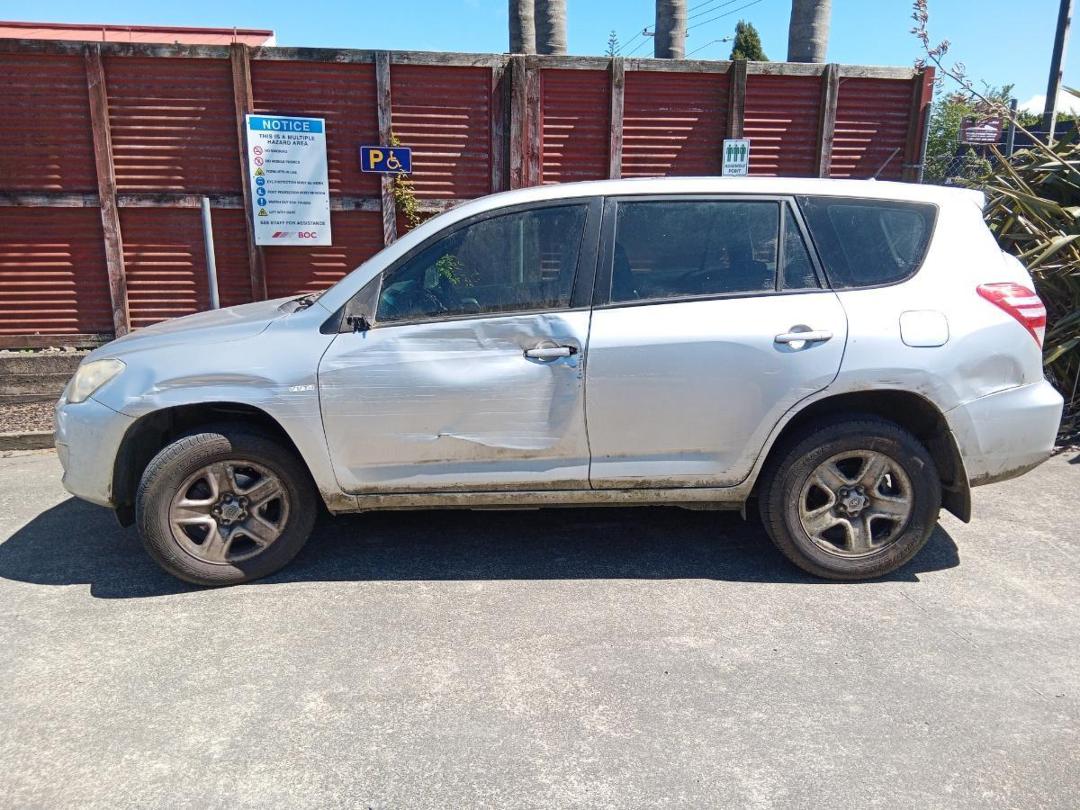 Photo '17' of Toyota Rav4 Photo '17' of Toyota Rav4