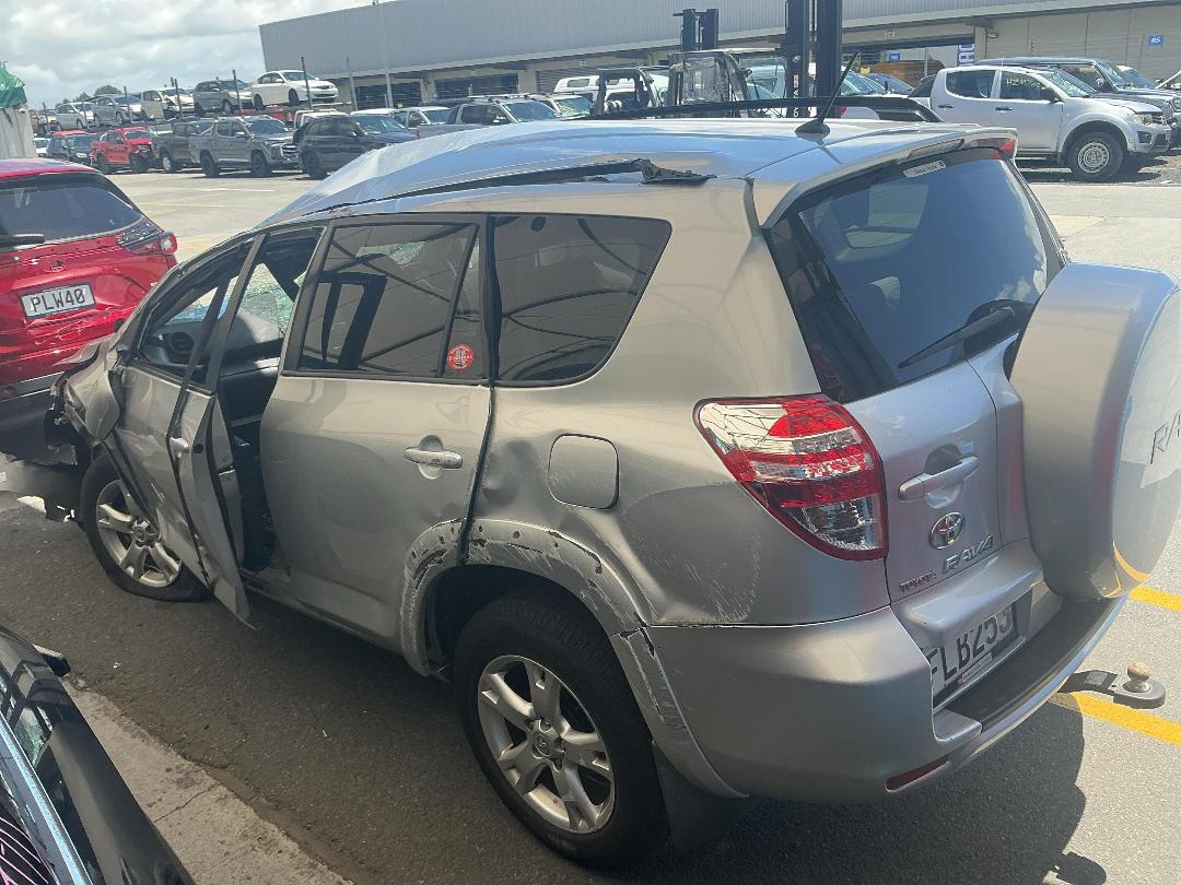 Photo '11' of Toyota Rav4 LTD Photo '11' of Toyota Rav4 LTD