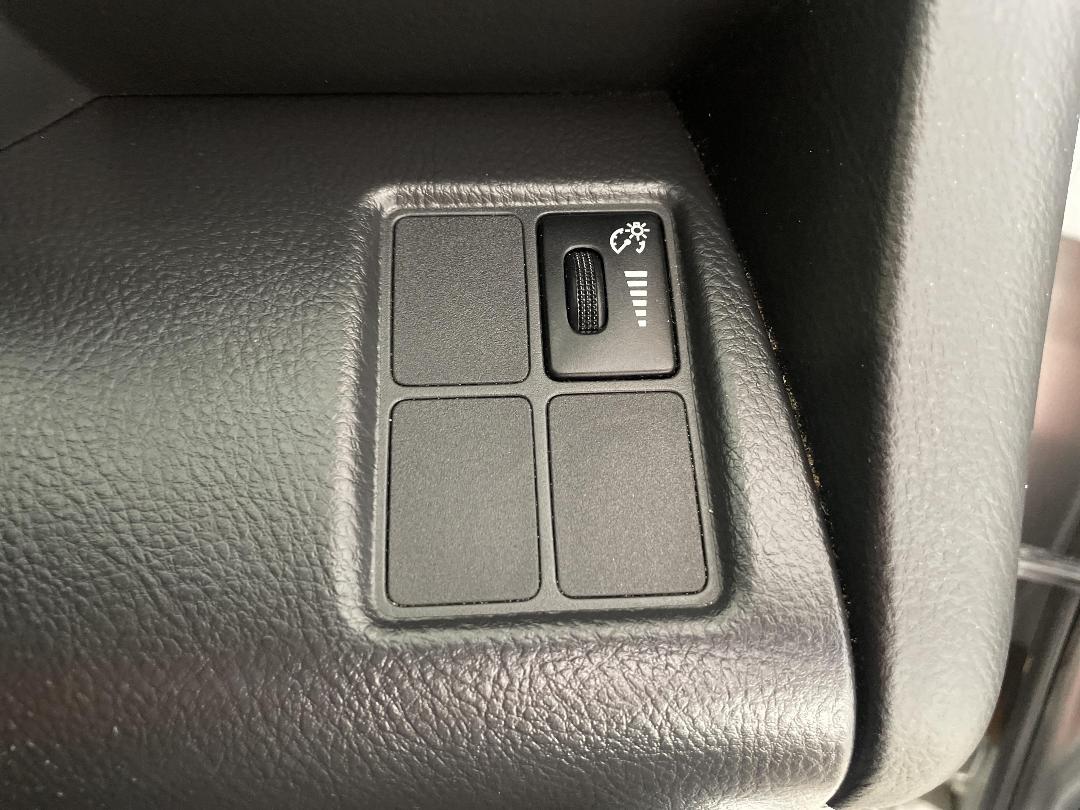 Photo '24' of Toyota Rav4 Photo '24' of Toyota Rav4