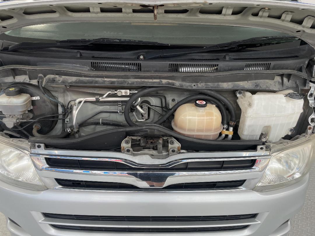 Photo '13' of Toyota Regius