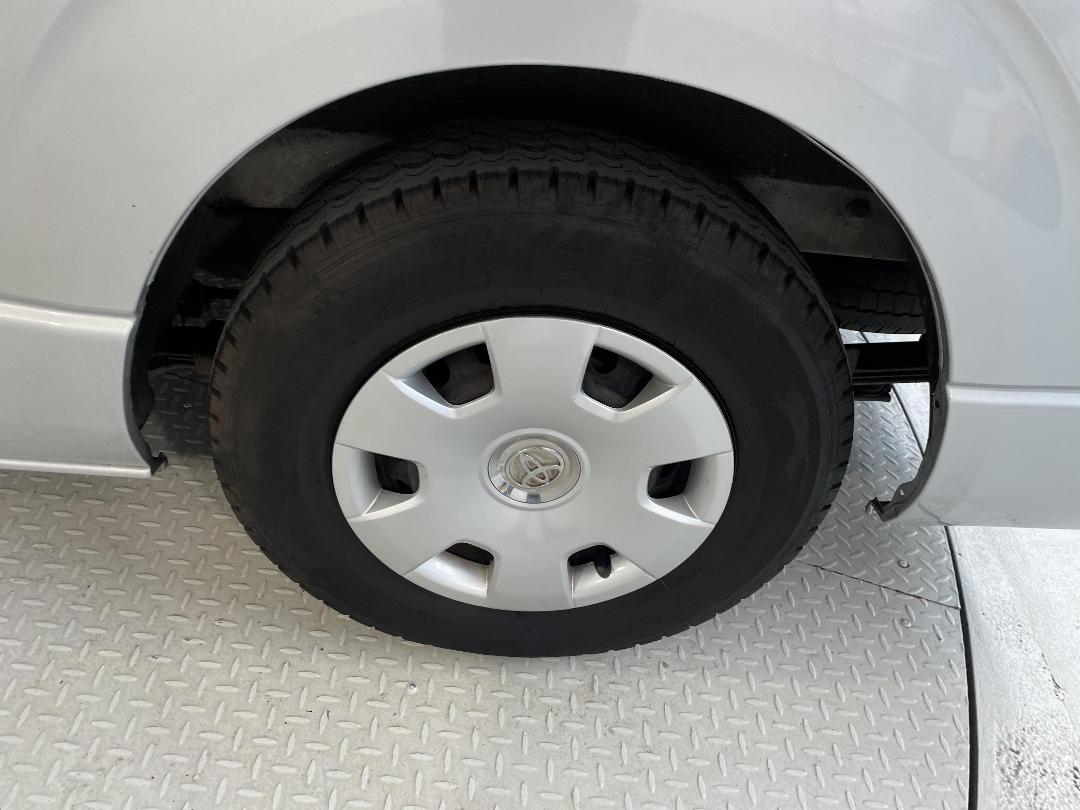 Photo '11' of Toyota Regius