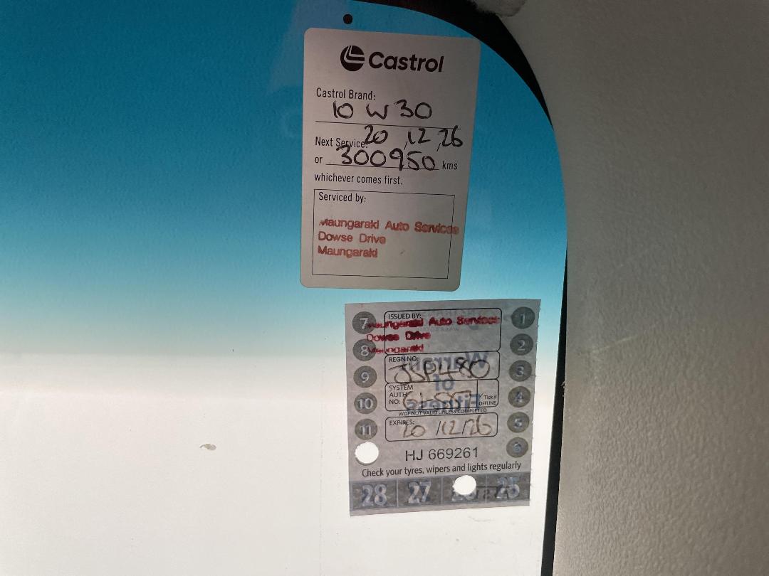 Photo '29' of Toyota Regius