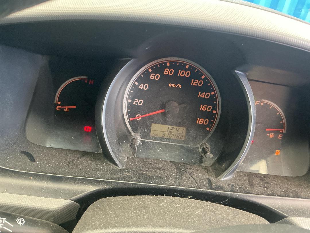 Photo '17' of Toyota Regius ACE