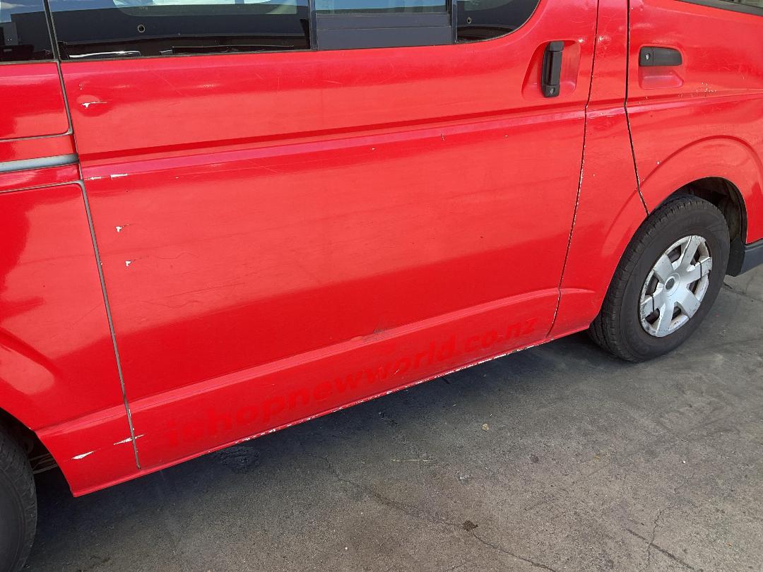 Photo '10' of Toyota Regius ACE