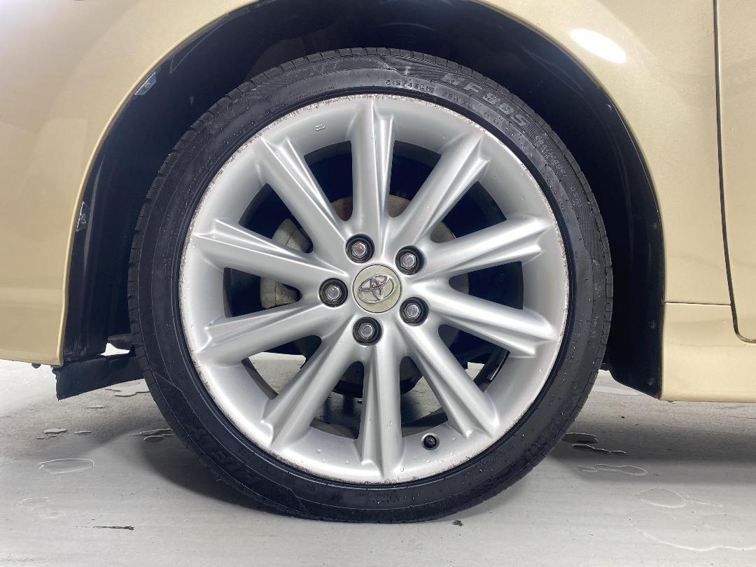 Photo '10' of Toyota SAI Photo '10' of Toyota SAI