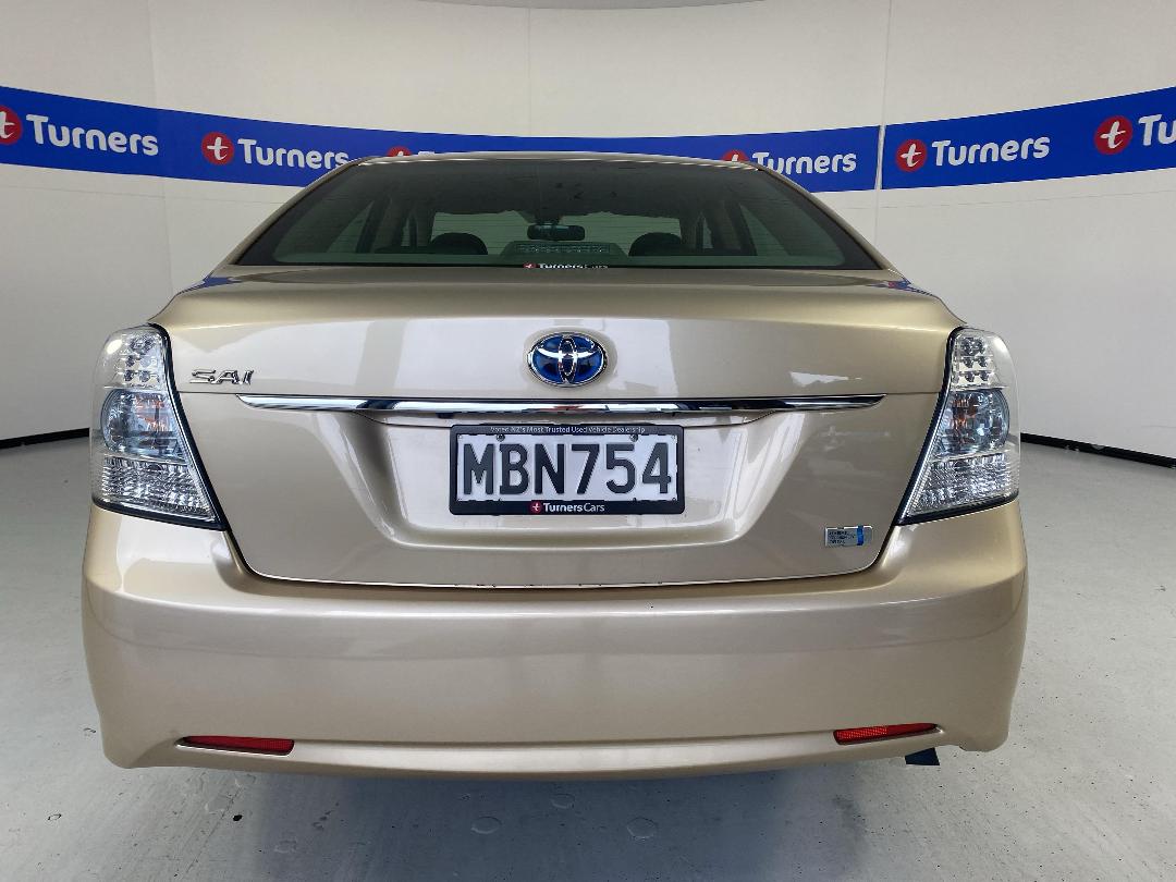 Photo '6' of Toyota SAI Photo '6' of Toyota SAI