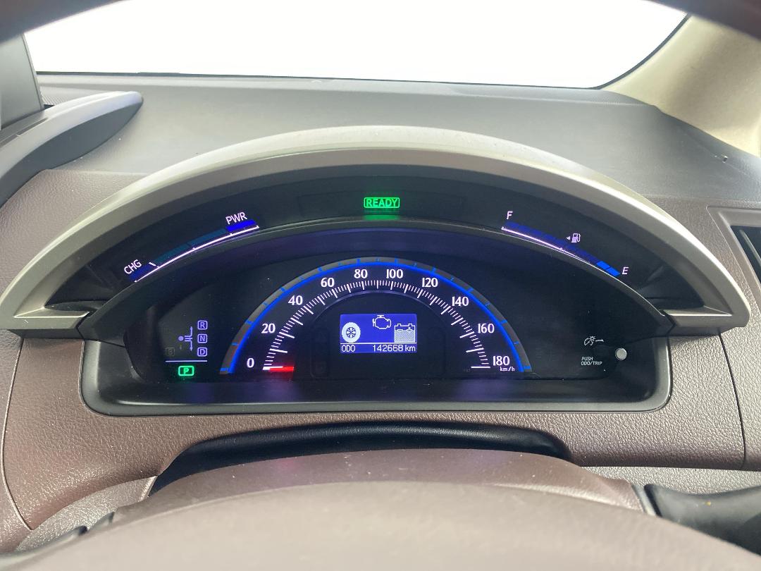 Photo '21' of Toyota SAI Photo '21' of Toyota SAI