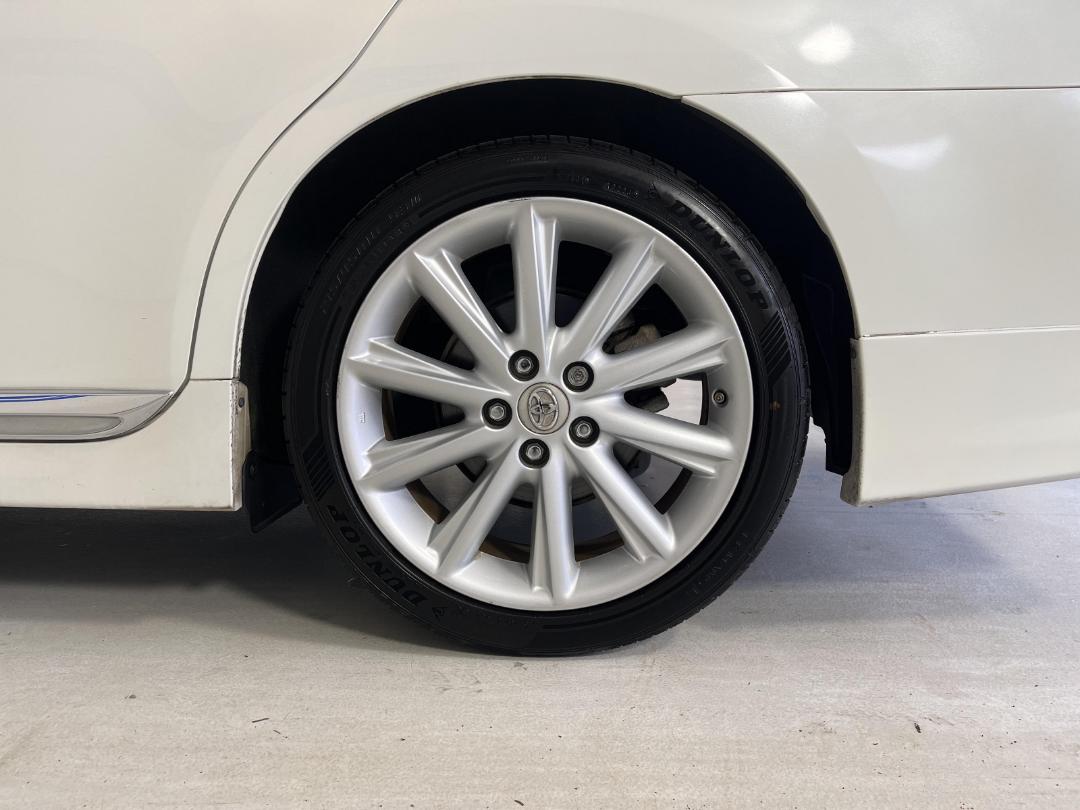 Photo '11' of Toyota SAI