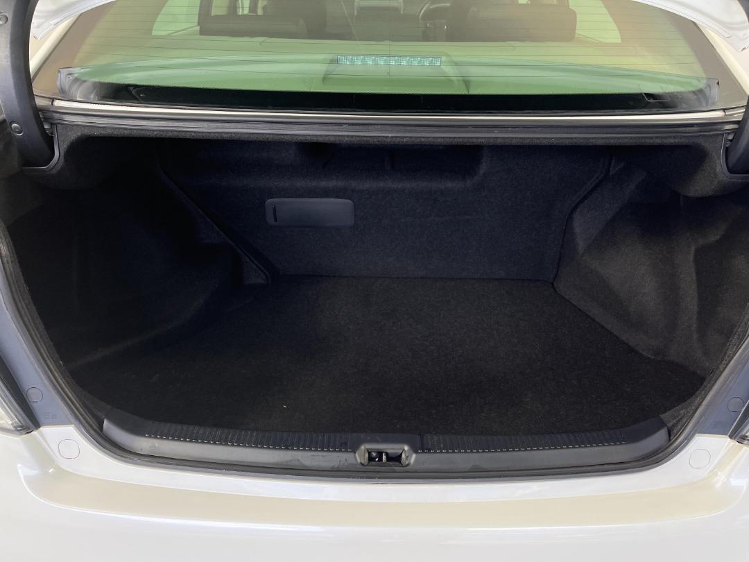 Photo '14' of Toyota SAI