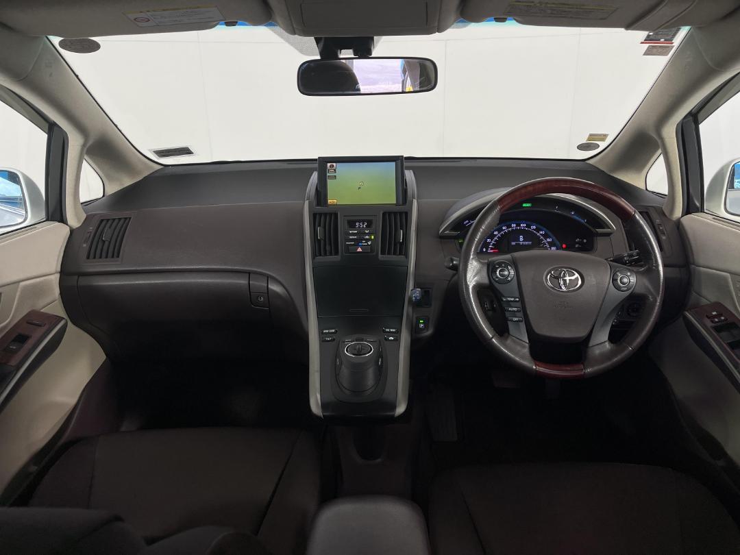 Photo '17' of Toyota SAI